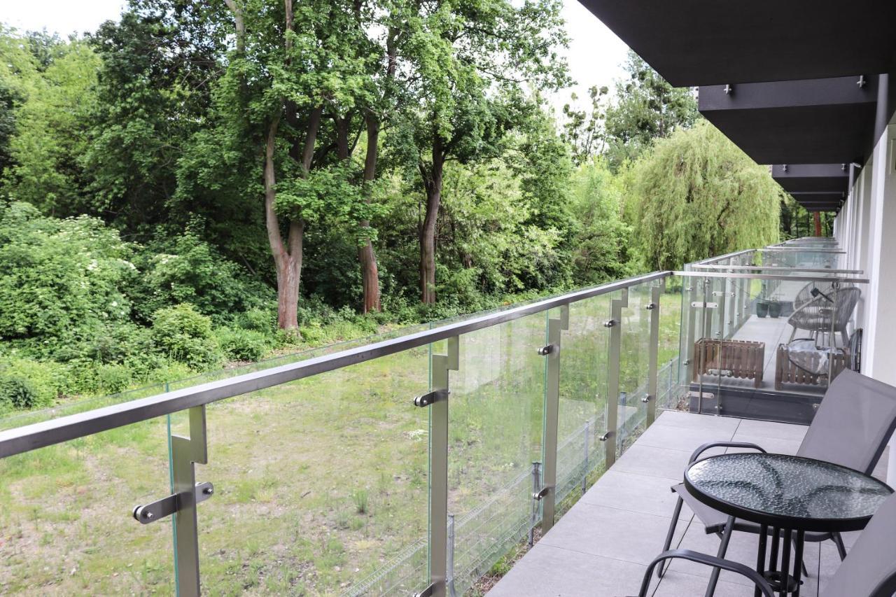 Lemon Park Apartments Parking Gratis Познань Экстерьер фото