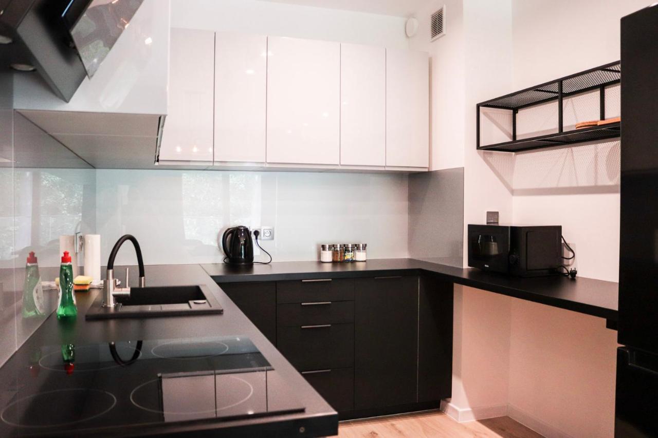 Lemon Park Apartments Parking Gratis Познань Экстерьер фото