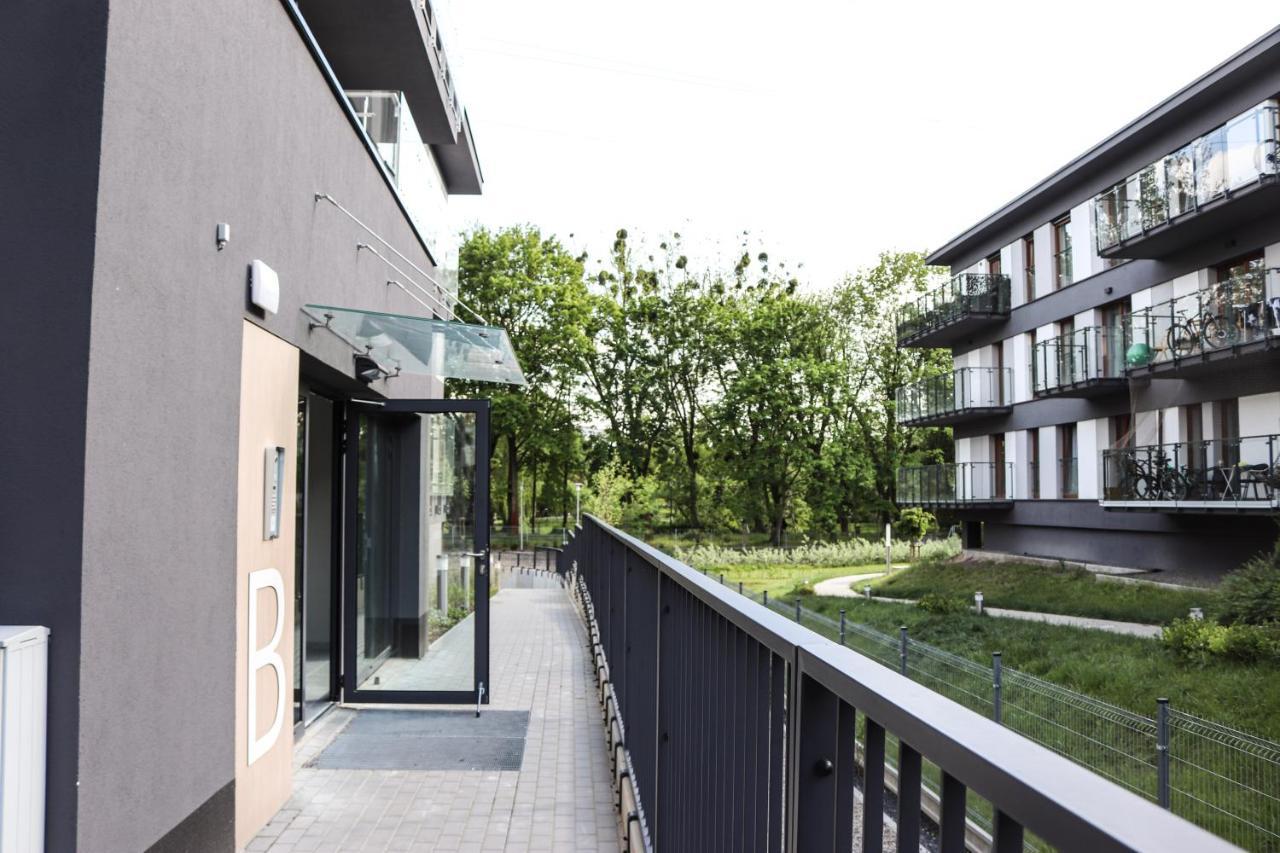 Lemon Park Apartments Parking Gratis Познань Экстерьер фото